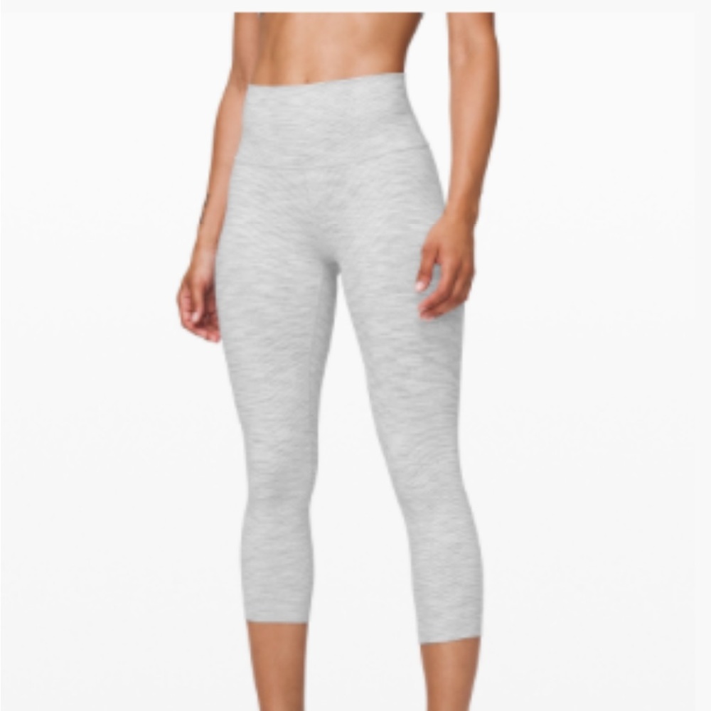 Lululemon light gray capris